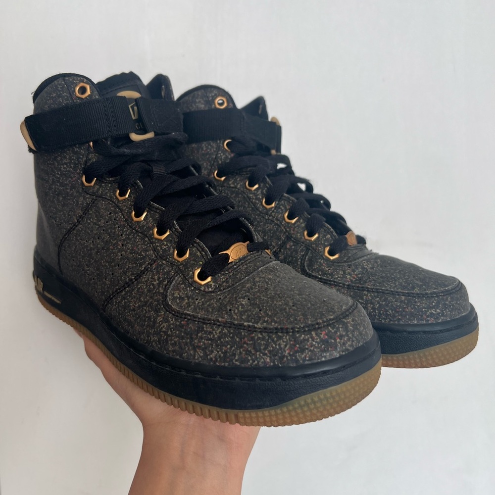 Nike AF1 High *RARE* size 8 WMNS